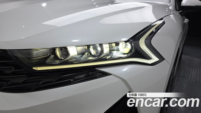 Kia K5 (III) 2.0 Noblesse 2022 — фото 22