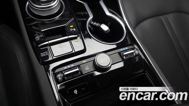 Kia K5 (III) 2.0 Noblesse 2022 — фото 31
