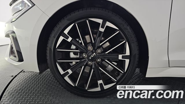 Kia K5 (III) 1.6 Turbo Prestige 2025 — фото 5