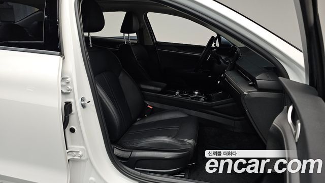 Kia K5 (III) 1.6 Turbo Prestige 2025 — фото 12