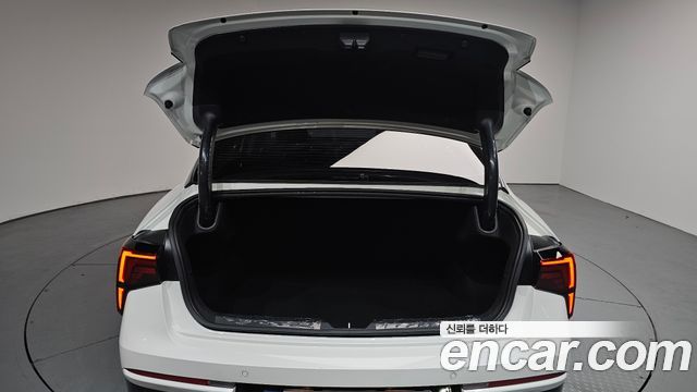 Kia K5 (III) 1.6 Turbo Prestige 2025 — фото 34