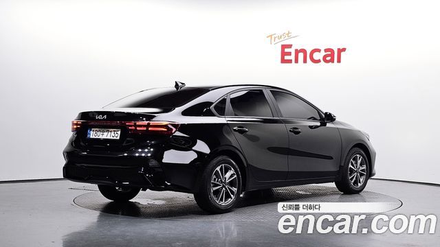 Kia K3 (II) 1.6 Prestige 2023 — фото 2