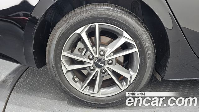 Kia K3 (II) 1.6 Prestige 2023 — фото 5