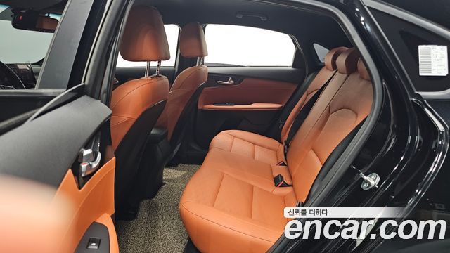 Kia K3 (II) 1.6 Prestige 2023 — фото 12
