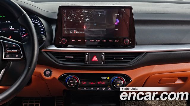 Kia K3 (II) 1.6 Prestige 2023 — фото 16