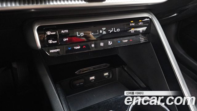 Kia K5 (III) 2.0 Prestige 2023 — фото 21