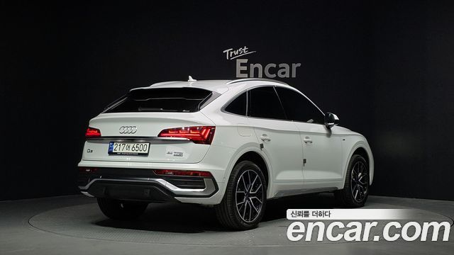 Audi Q5 (FY) 45 TFSI Quattro Sportback Premium 2023 — фото 2