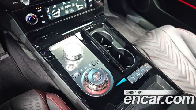 Genesis G80 (RG3) Gasoline 2.5 Turbo AWD 2025 — фото 9