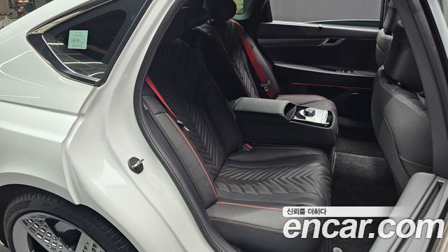 Genesis G80 (RG3) Gasoline 2.5 Turbo AWD 2025 — фото 15