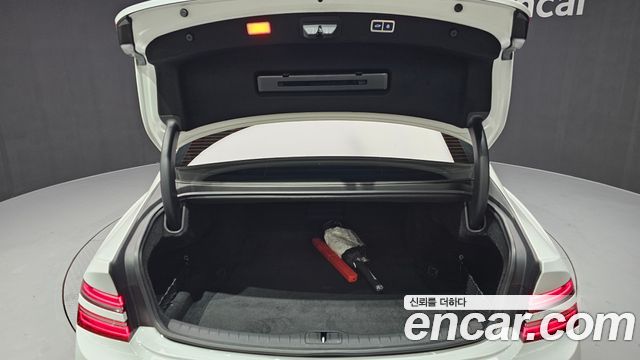 Genesis G80 (RG3) Gasoline 2.5 Turbo AWD 2025 — фото 23