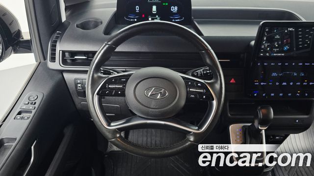 Hyundai Staria Tourer 11-Seater Modern 2022 — фото 15
