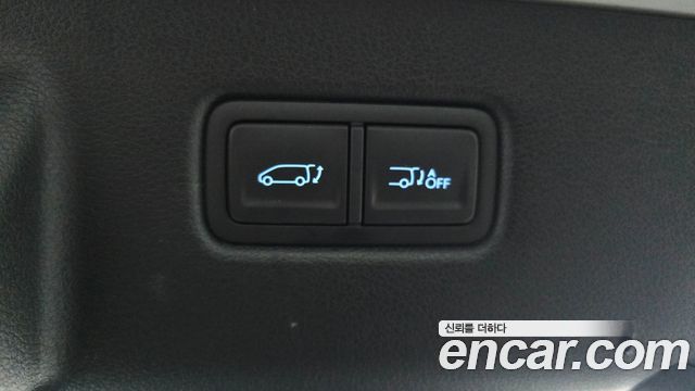 Hyundai Staria Tourer 11-Seater Modern 2022 — фото 18