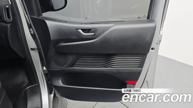 Hyundai Staria Tourer 11-Seater Modern 2022 — фото 25