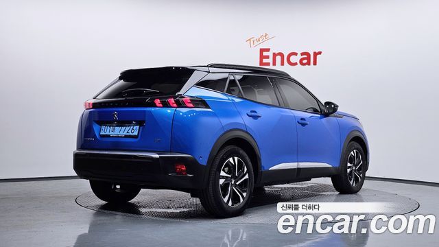 Peugeot e-2008 (II) EV GT 2022 — фото 2