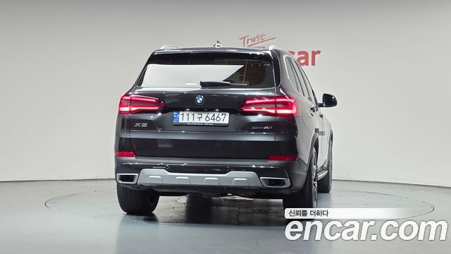 BMW X5 (G05) xDrive 40i xLine 2023 — фото 4