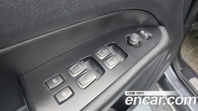 KG Mobility (SsangYong) Rexton Sports Khan Diesel 2.2 4WD Prestige Special (5-Link) 2021 — фото 12