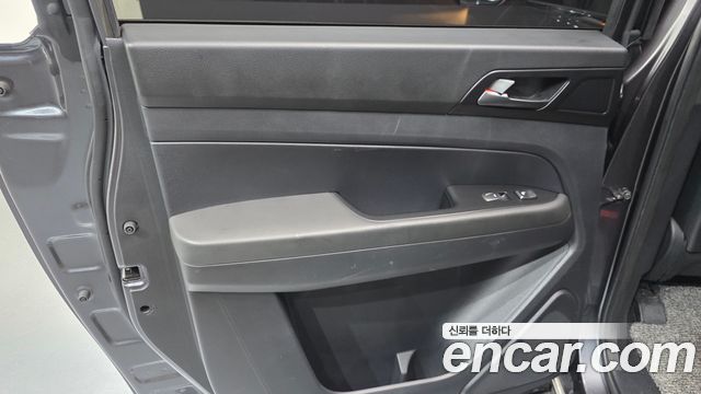KG Mobility (SsangYong) Rexton Sports Khan Diesel 2.2 4WD Prestige Special (5-Link) 2021 — фото 25