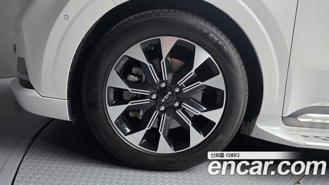 Kia Carnival (IV) Gasoline 7-Seater Hi-Limousine Signature 2023 — фото 5