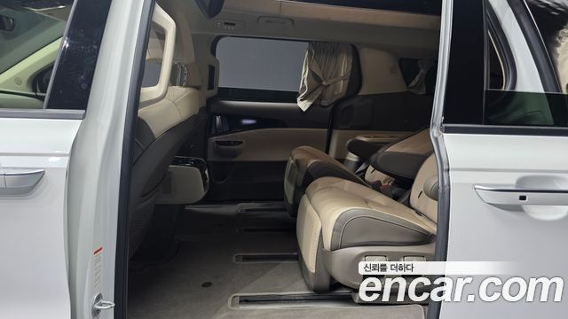 Kia Carnival (IV) Gasoline 7-Seater Hi-Limousine Signature 2023 — фото 12