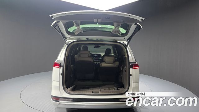 Kia Carnival (IV) Gasoline 7-Seater Hi-Limousine Signature 2023 — фото 20