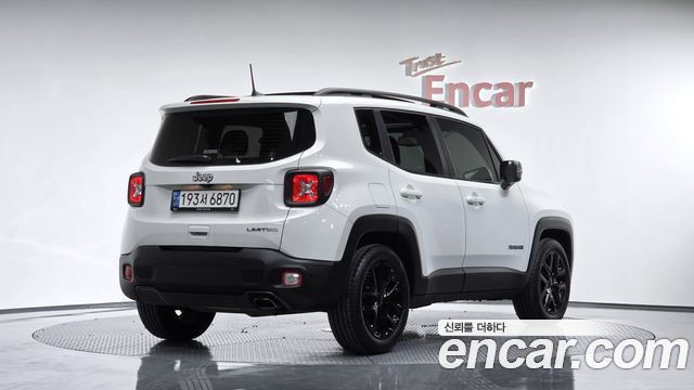 Jeep Renegade 1.3 Limited 2022 — фото 2