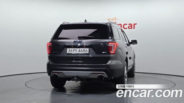 Ford Explorer 2.3 Limited 4WD 5th 2017 — фото 4