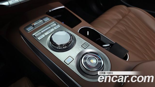 Genesis GV70 3.5T Gasoline AWD 2024 — фото 9