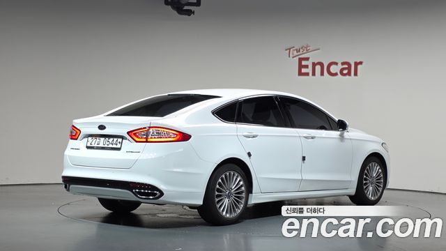 Ford Mondeo (IV) 2.0 Titanium 2016 — фото 2