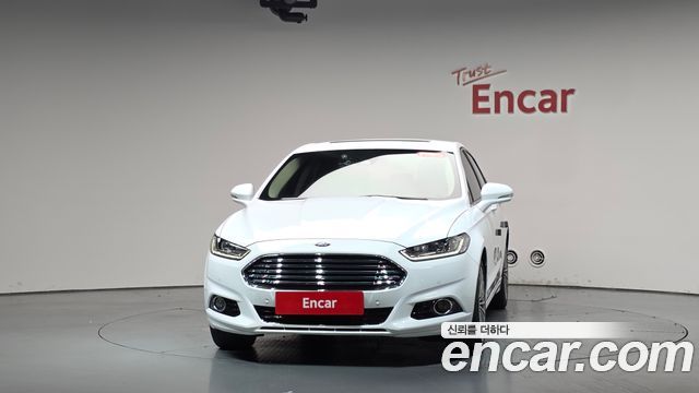 Ford Mondeo (IV) 2.0 Titanium 2016 — фото 3