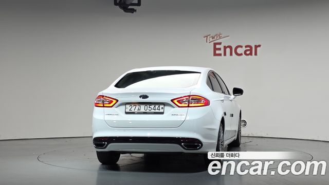 Ford Mondeo (IV) 2.0 Titanium 2016 — фото 4