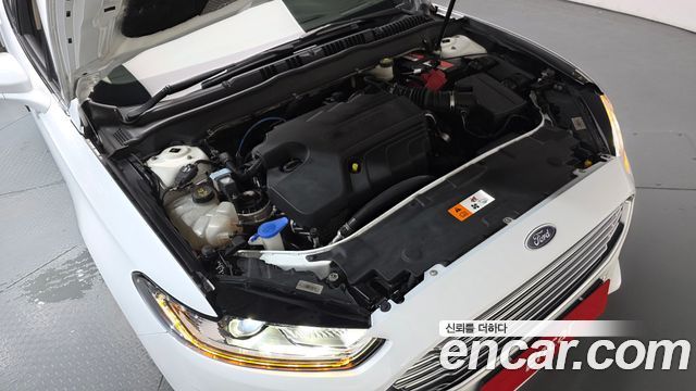 Ford Mondeo (IV) 2.0 Titanium 2016 — фото 6