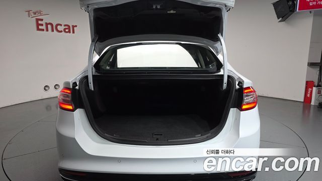 Ford Mondeo (IV) 2.0 Titanium 2016 — фото 20