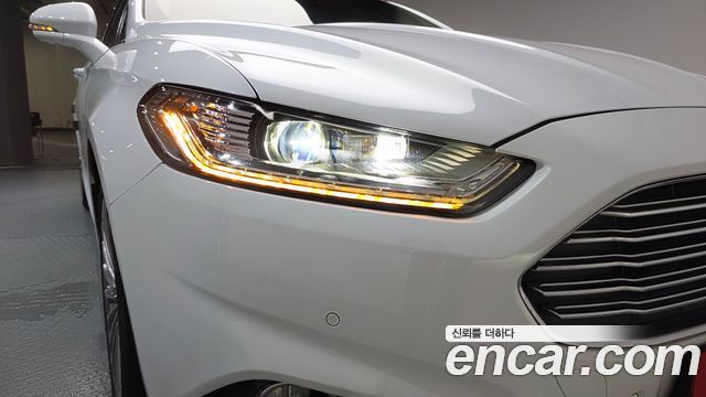 Ford Mondeo (IV) 2.0 Titanium 2016 — фото 22