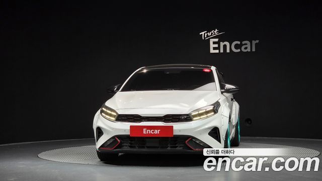 Kia K3 (II) 1.6 Turbo GT 5Door Signature 2022 — фото 3