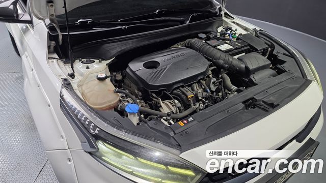 Kia K3 (II) 1.6 Turbo GT 5Door Signature 2022 — фото 6