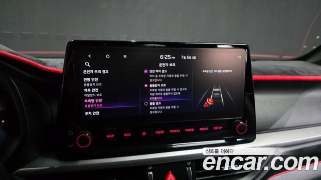 Kia K3 (II) 1.6 Turbo GT 5Door Signature 2022 — фото 16