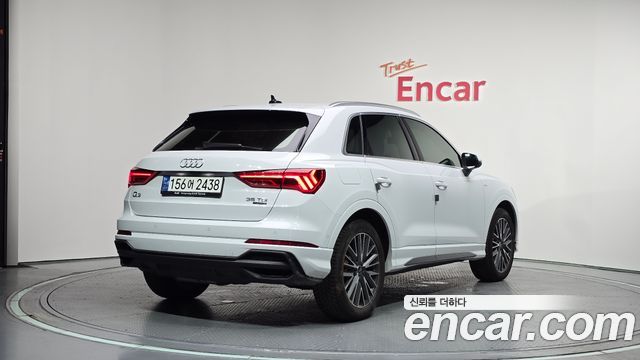 Audi Q3 (F3) 35 TDI Quattro Premium 2023 — фото 2