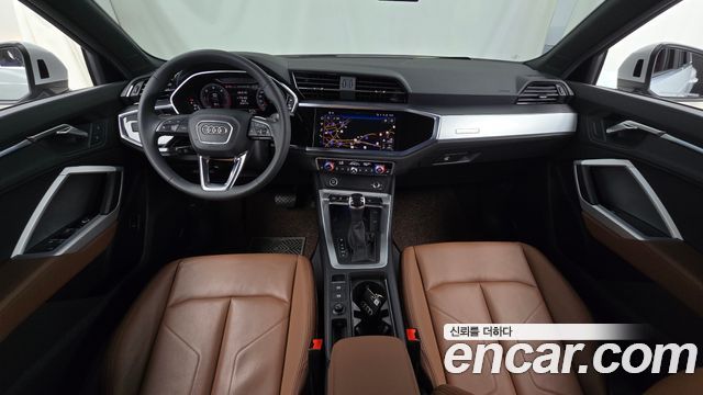 Audi Q3 (F3) 35 TDI Quattro Premium 2023 — фото 7
