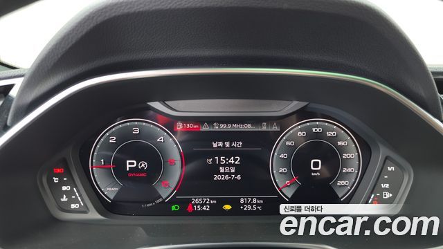 Audi Q3 (F3) 35 TDI Quattro Premium 2023 — фото 8