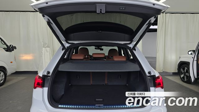 Audi Q3 (F3) 35 TDI Quattro Premium 2023 — фото 20