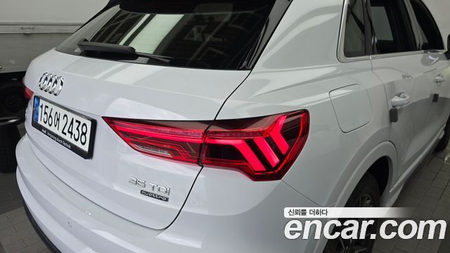 Audi Q3 (F3) 35 TDI Quattro Premium 2023 — фото 23