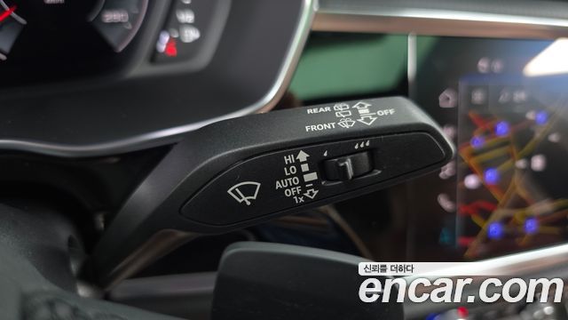 Audi Q3 (F3) 35 TDI Quattro Premium 2023 — фото 28