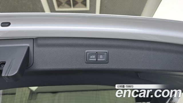 Audi Q3 (F3) 35 TDI Quattro Premium 2023 — фото 30