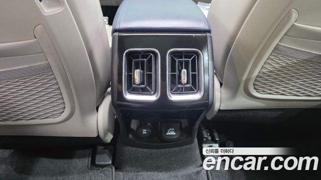 Kia Sorento (IV) HEV 1.6 2WD Signature 2024 — фото 43