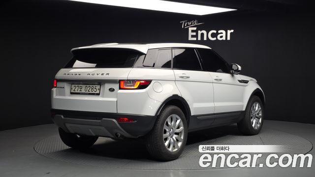 Land Rover Range Rover Evoque 2.0 TD4 SE 2016 — фото 2