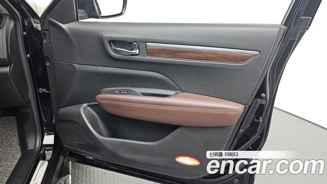Renault Korea QM6 2.0 LPe RE Signature 2WD 2020 — фото 24
