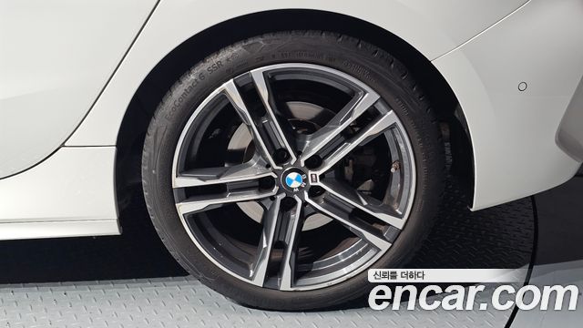 BMW 1 Series (F40) 120i M Sports 2021 — фото 27
