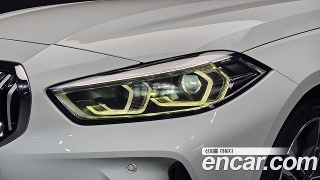 BMW 1 Series (F40) 120i M Sports 2021 — фото 28