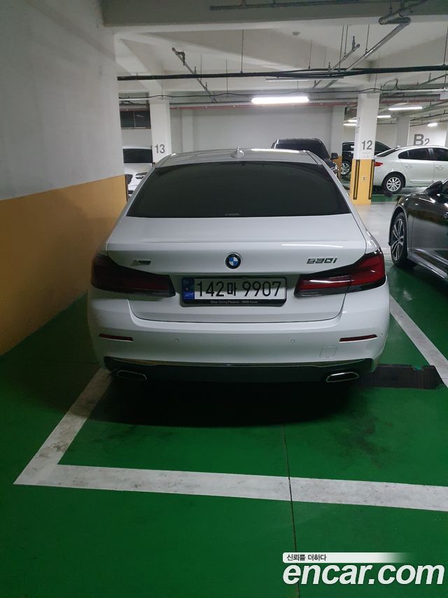 BMW 5 Series (G30) 530i xDrive Luxury 2023 — фото 4