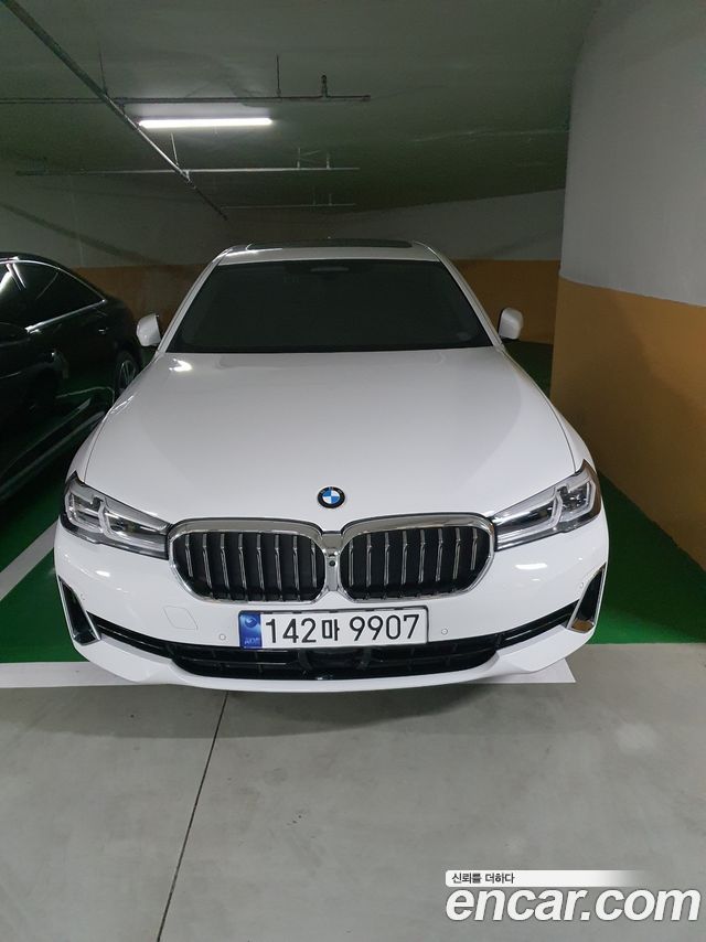BMW 5 Series (G30) 530i xDrive Luxury 2023 — фото 7